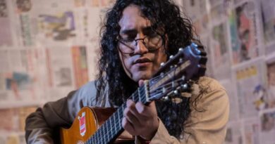 Inti González Presenta su nuevo tema musical “CHUQUIRAGUA”